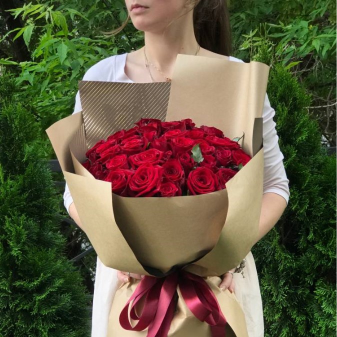 51 червона троянда "Символ Кохання"