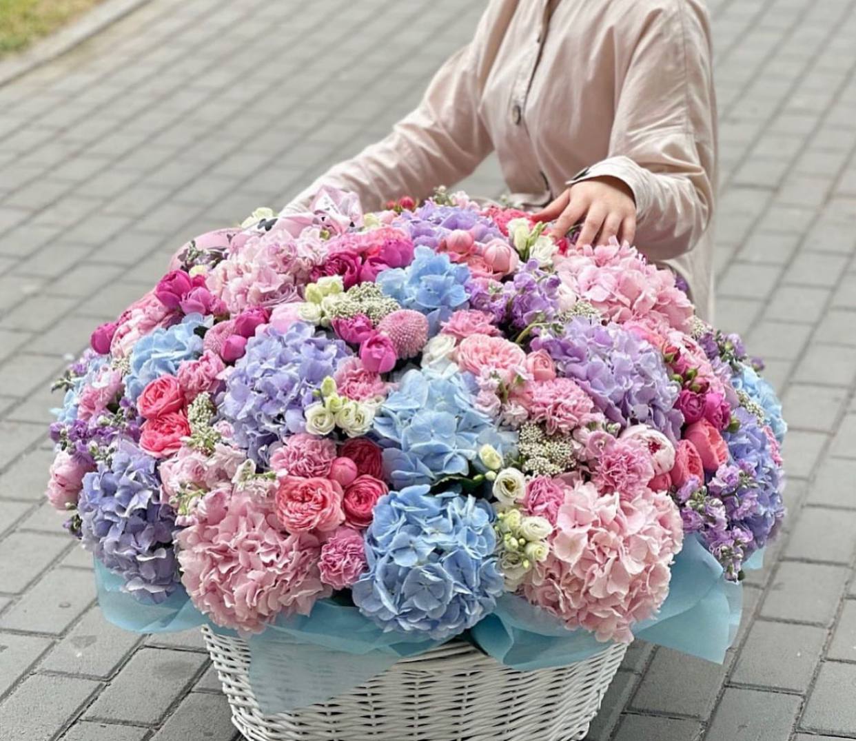 Композиція в коробці "Квітковий океан"